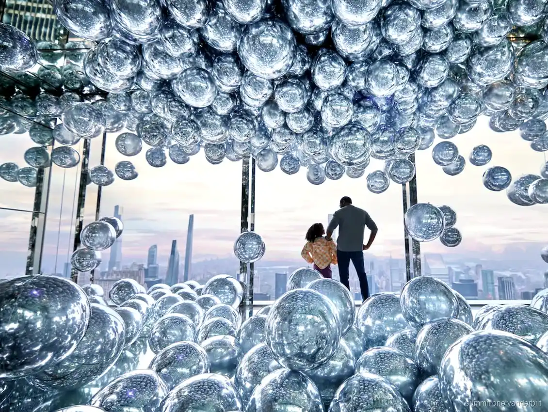 Experiència de terra de vidre a l'observatori SUMMIT One Vanderbilt