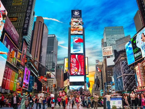 Times Square stop on the Midtown tour with SUMMIT One Vanderbilt entry