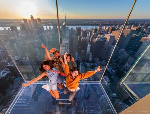 Ingresso a SUMMIT One Vanderbilt con trasferimento privato a Manhattan